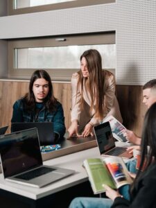 развиване на лидерски качества